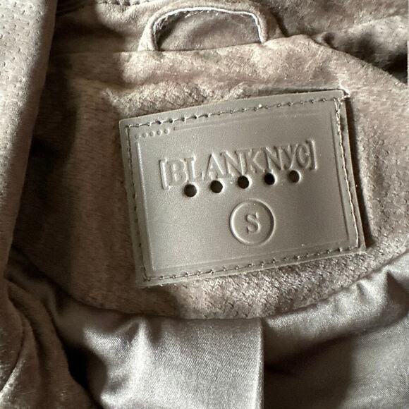 Blank NYC Tan Suede Leather Lined Moto Jacket Cropped Zipper Style Size Small - Picture 5 of 7